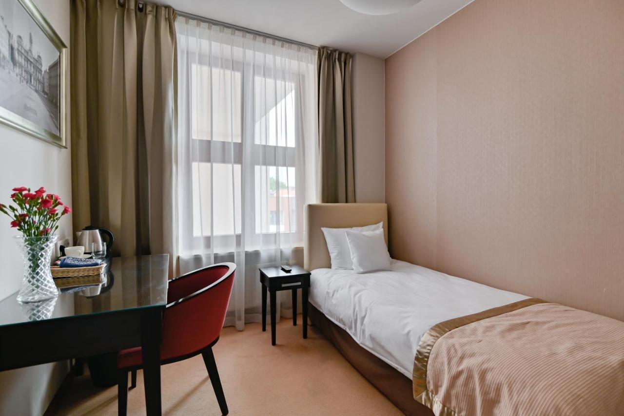 Villa Garden Dyplomat Олщин Екстериор снимка