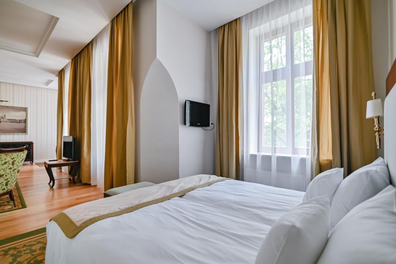 Villa Garden Dyplomat Олщин Екстериор снимка